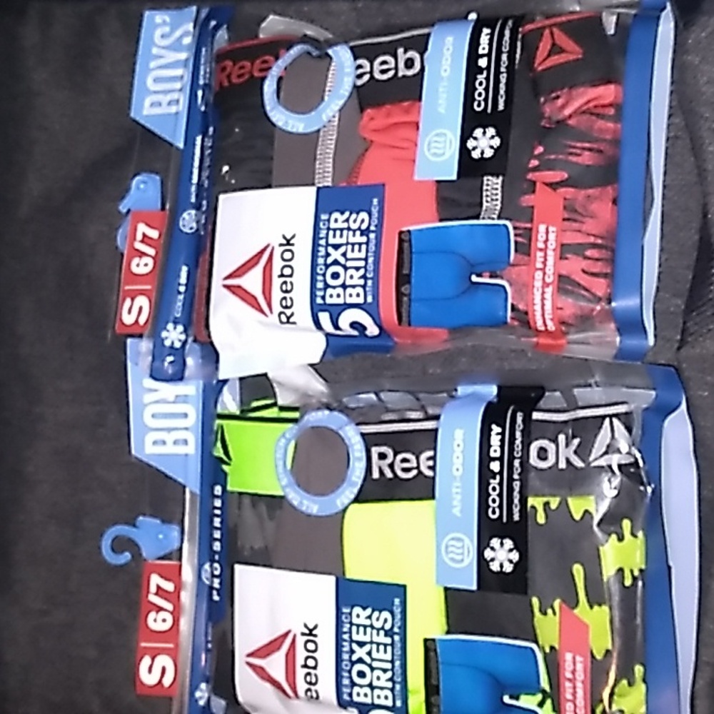 2 Pack of New Reebok Boxer Briefs boys size Small 6/7